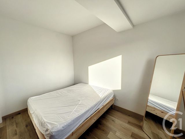 Appartement T2 à louer - 2 pièces - 50.0 m2 - REIMS - 51 - CHAMPAGNE-ARDENNE - Century 21 Martinot Immobilier